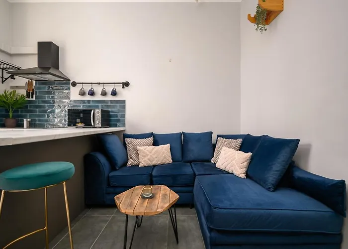 Vibrant Leith Flat